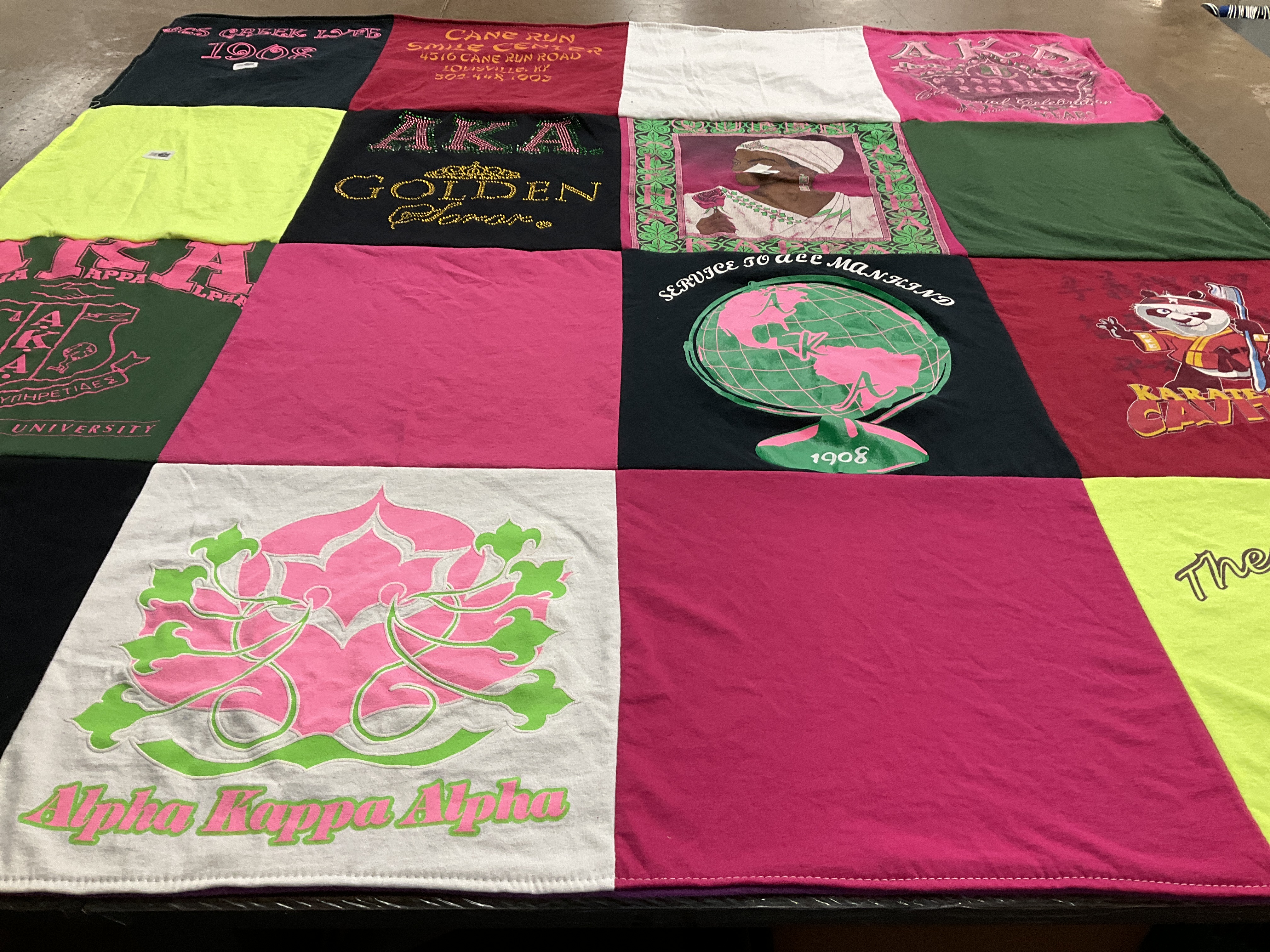 T-shirt quilt from university by Chante from KY