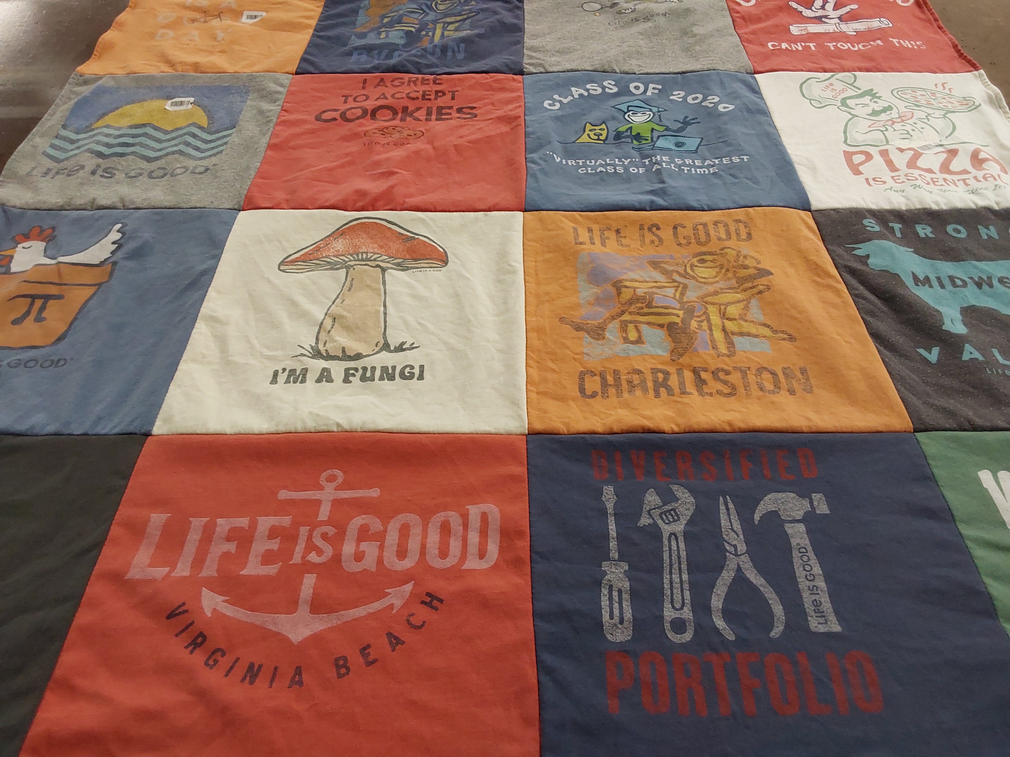 T-shirt quilt with cooking, life themes by RENA from PA