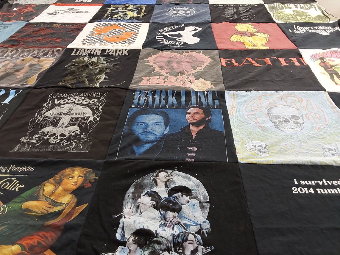 T-shirt quilt with music, concerts themes by Nanette from CA