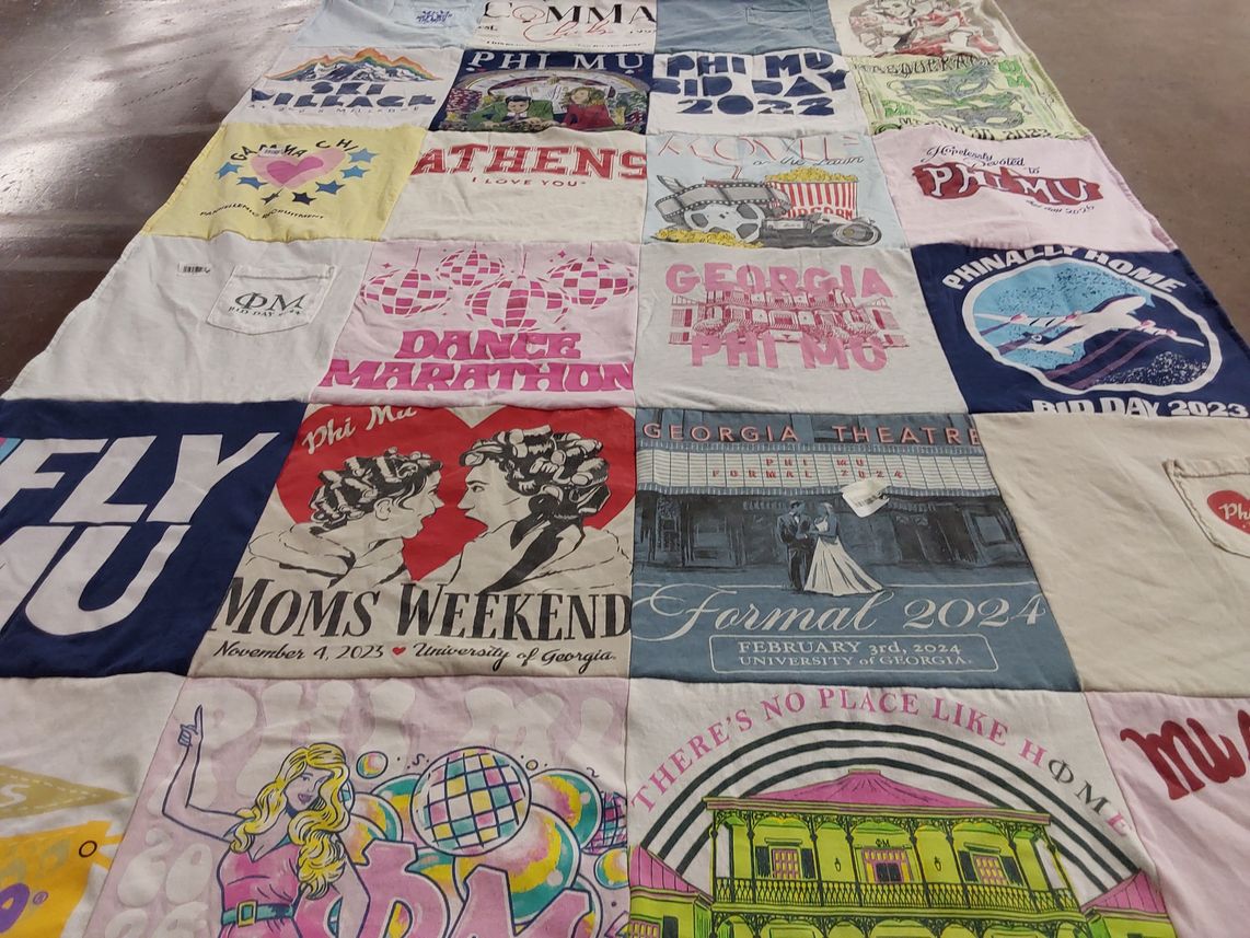 T-shirt quilt from university of georgia by Nallee from GA