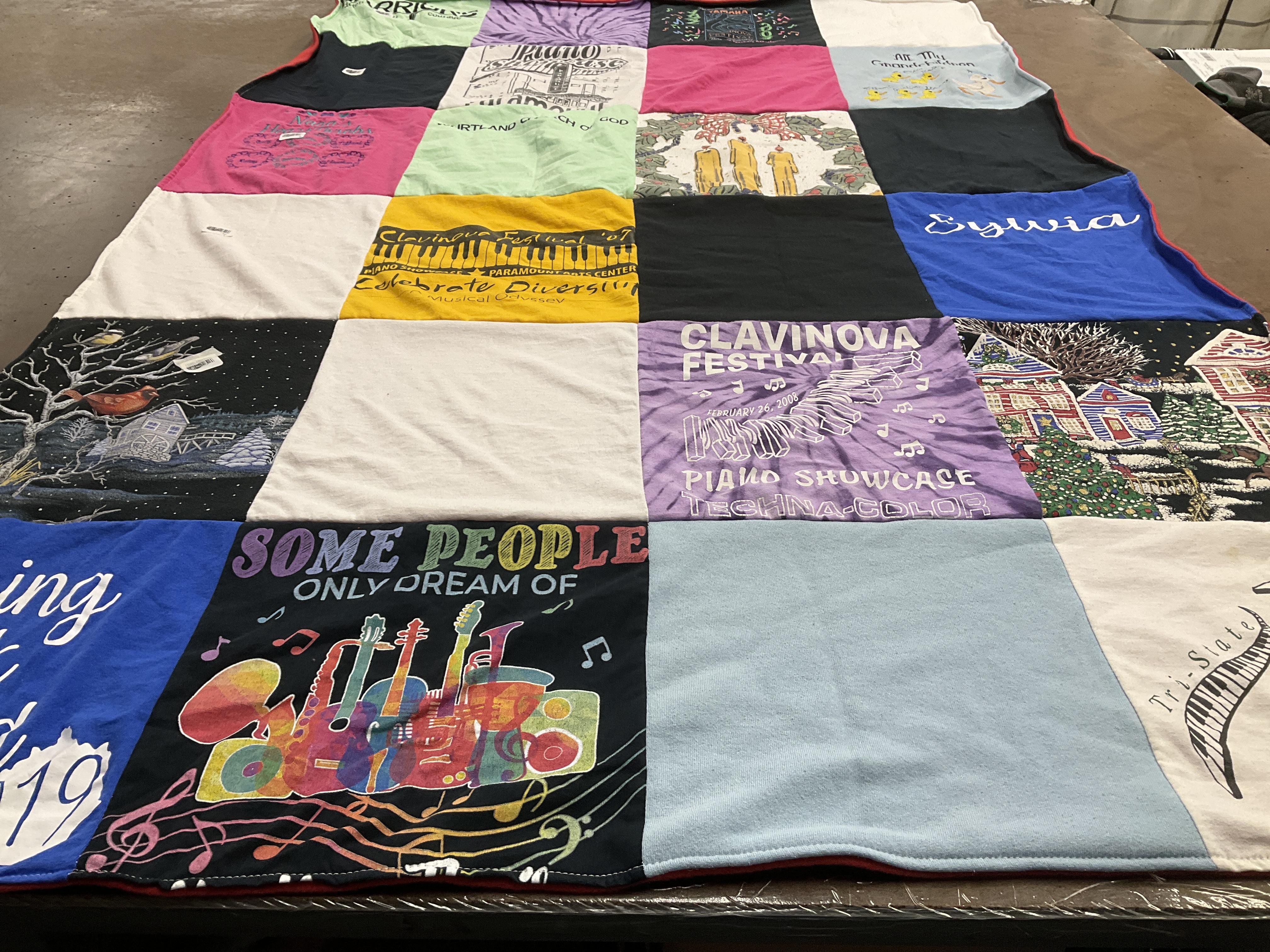 T-shirt quilt with music, piano themes by Tabbetha from SC