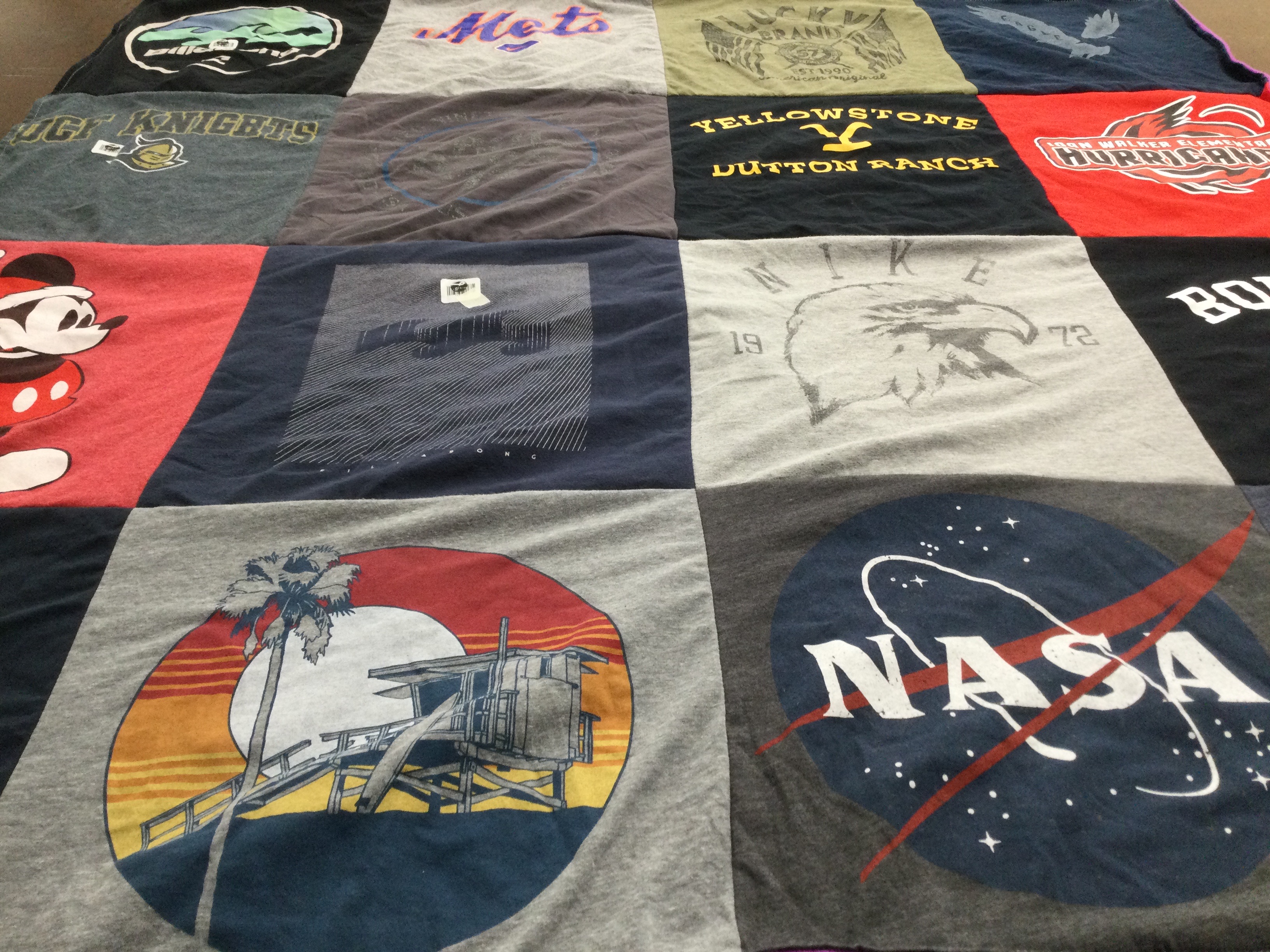 T-shirt quilt featuring new york mets by Rose from FL