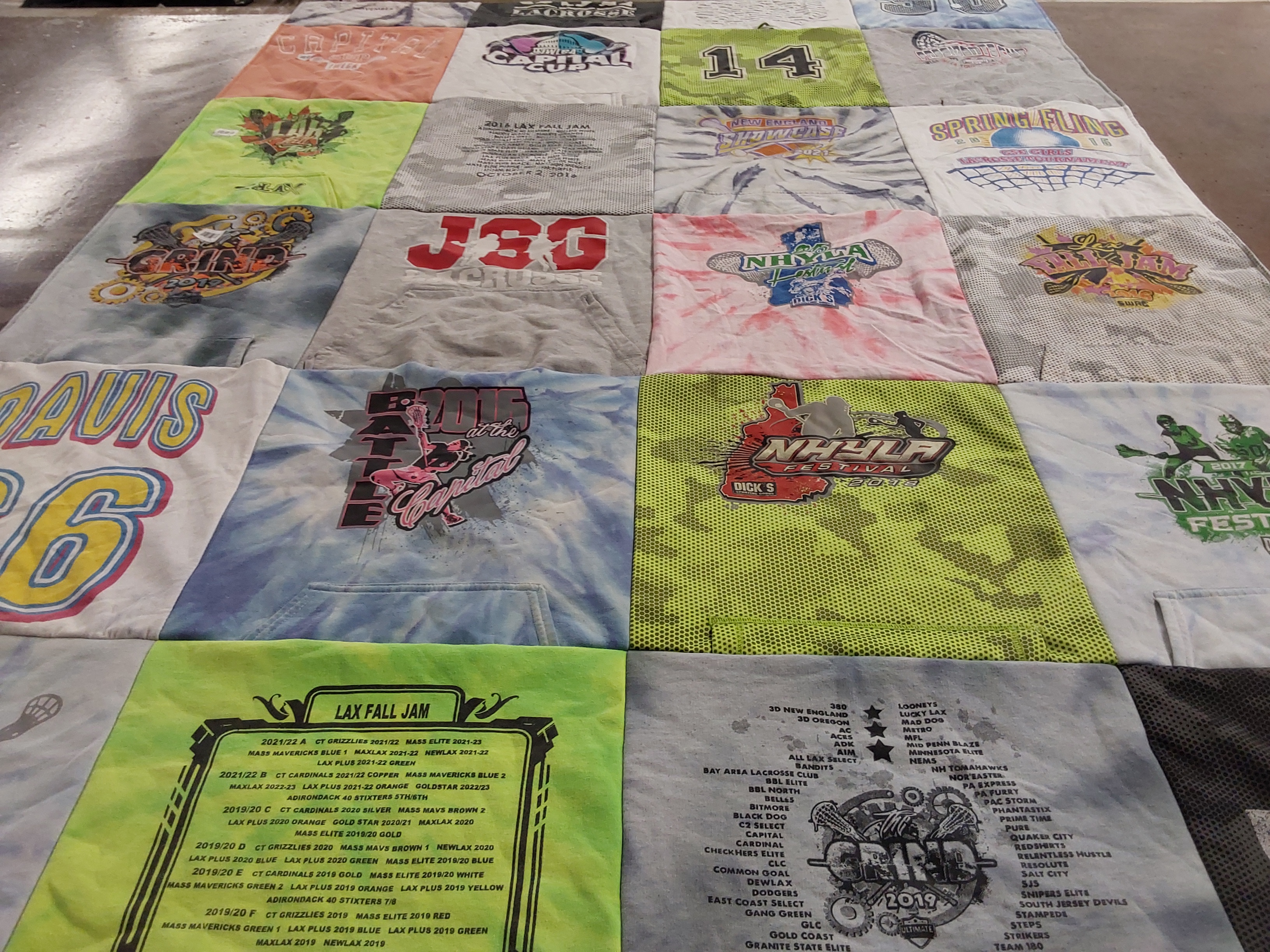 T-shirt quilt featuring grizzlies by Carrie from NH