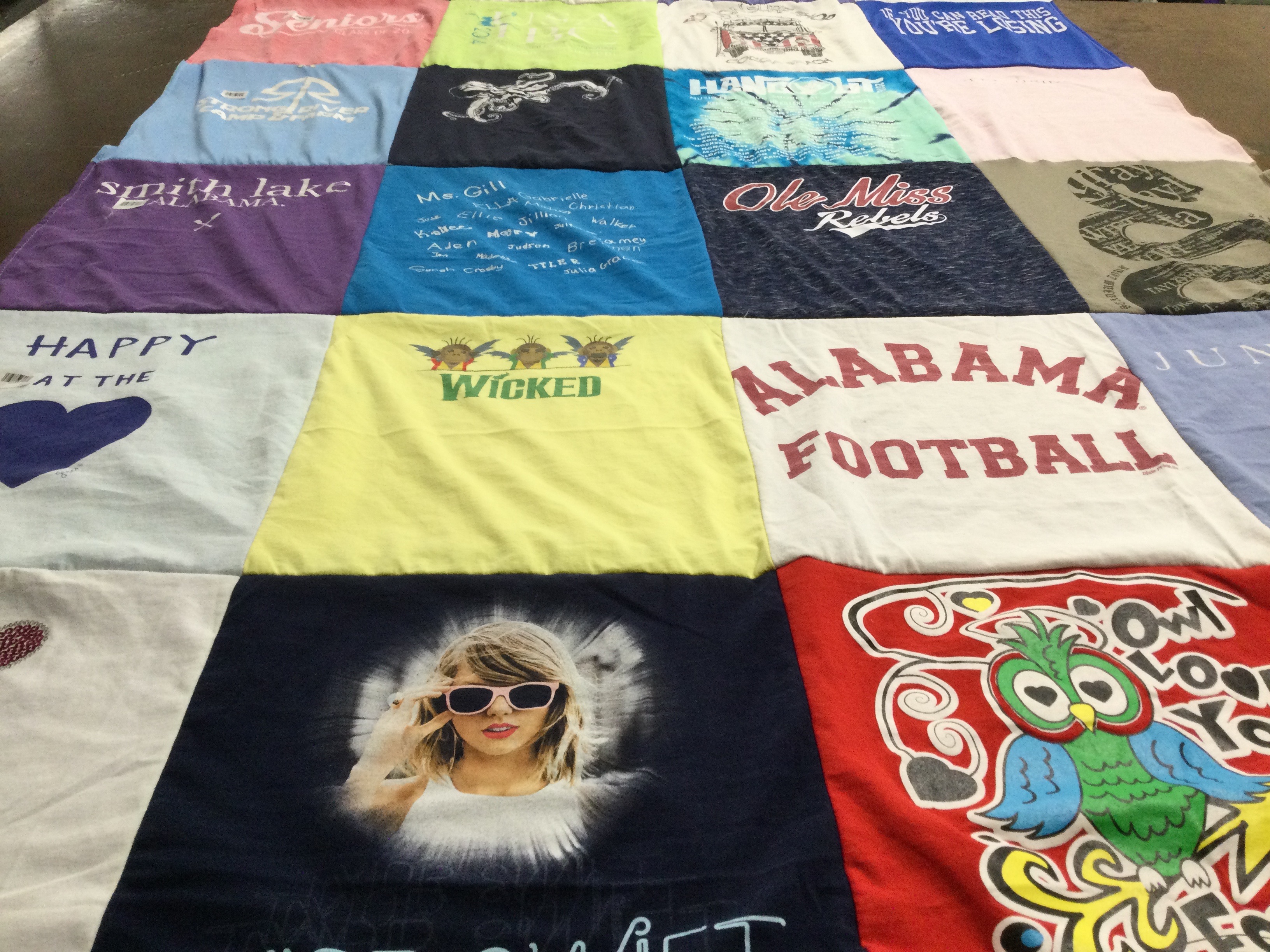 T-shirt quilt featuring alabama football by Betsy from MS
