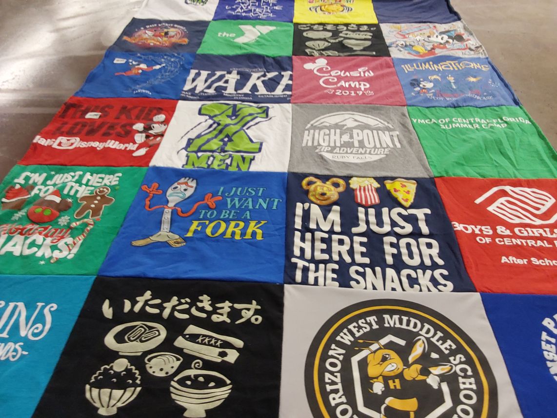 T-shirt quilt from horizon west middle school by Rie from FL