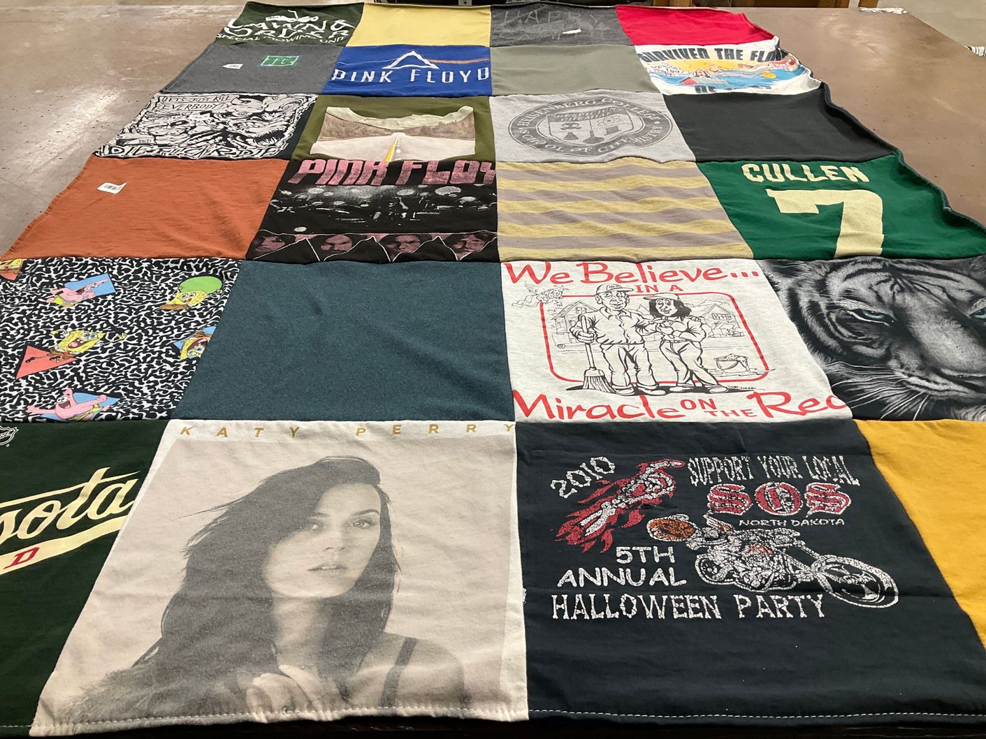 T-shirt quilt featuring minnesota twins by Jen from ND