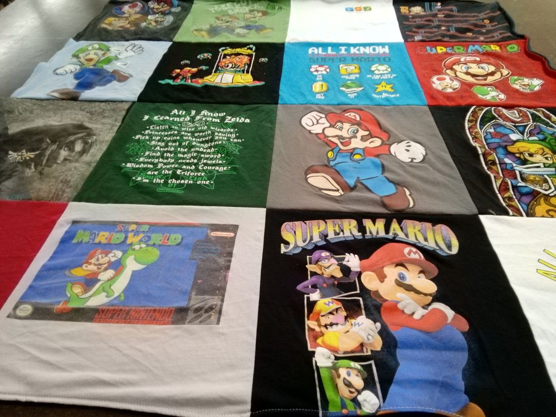 T-shirt quilt with video games, nintendo themes by Alden from AE