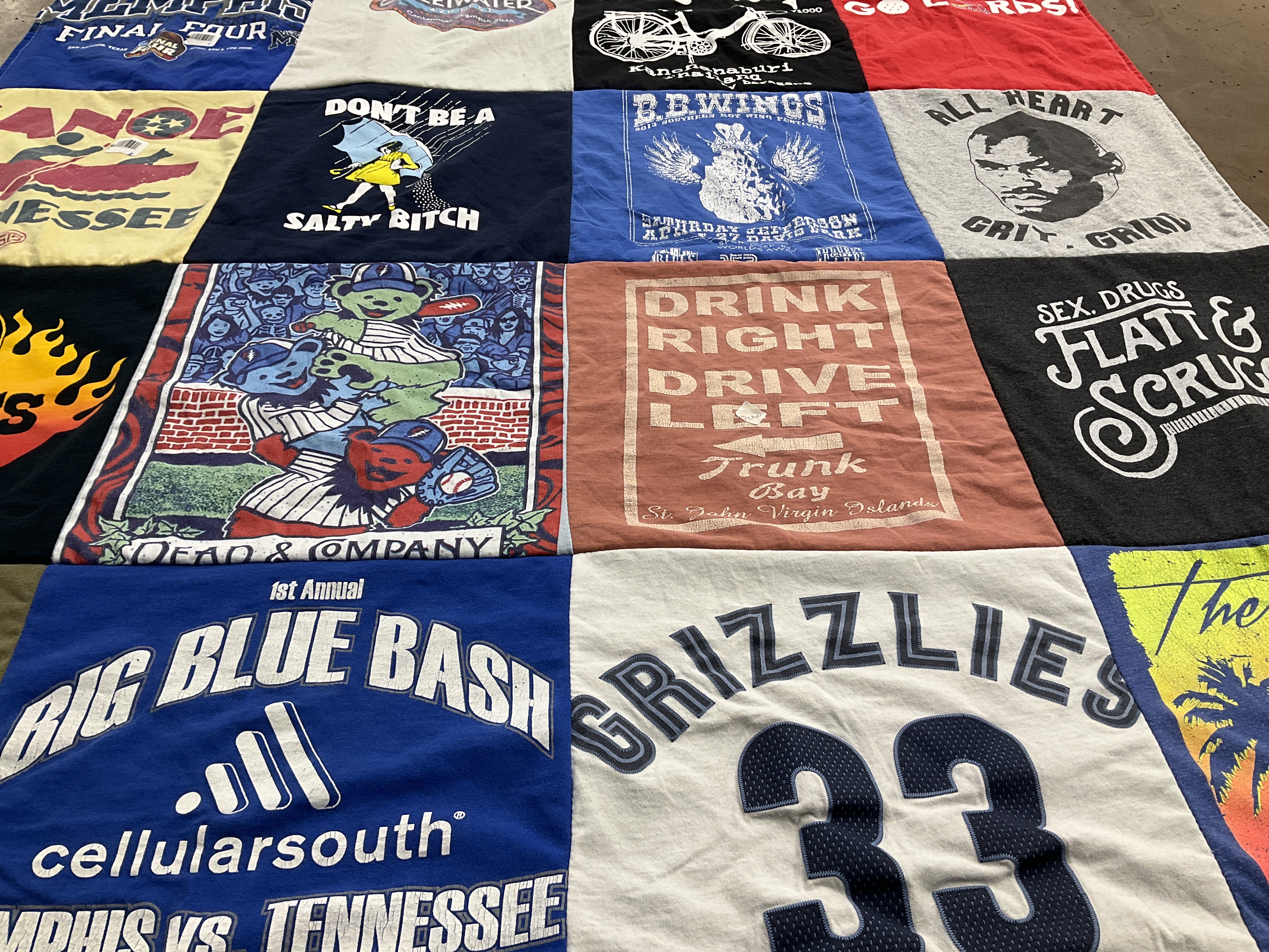 T-shirt quilt featuring memphis grizzlies by Home from TN