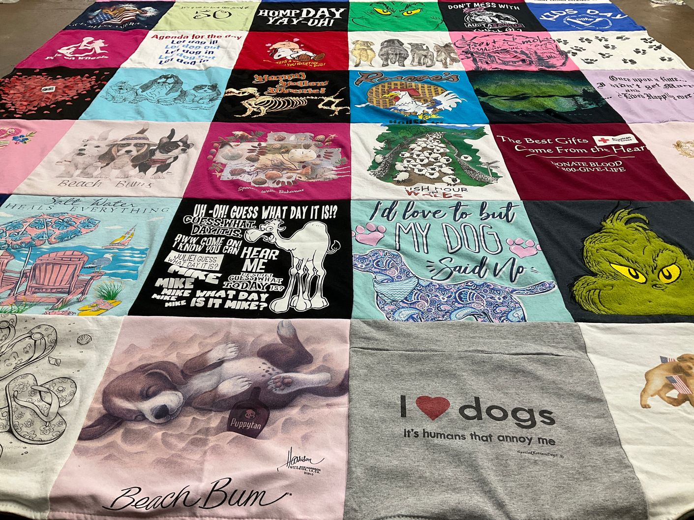 T-shirt quilt with dogs, beach themes by Nancy from MD