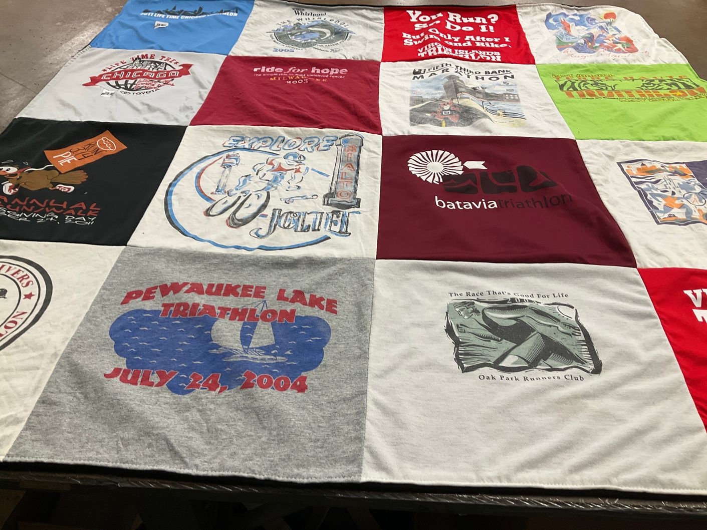 T-shirt quilt with running, triathlon themes by Jasney from NE