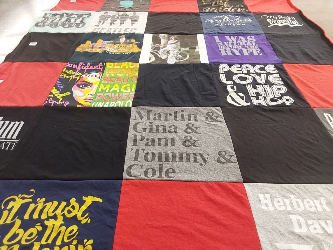T-shirt quilt with creativity, self-expression themes by Xaviera from DE