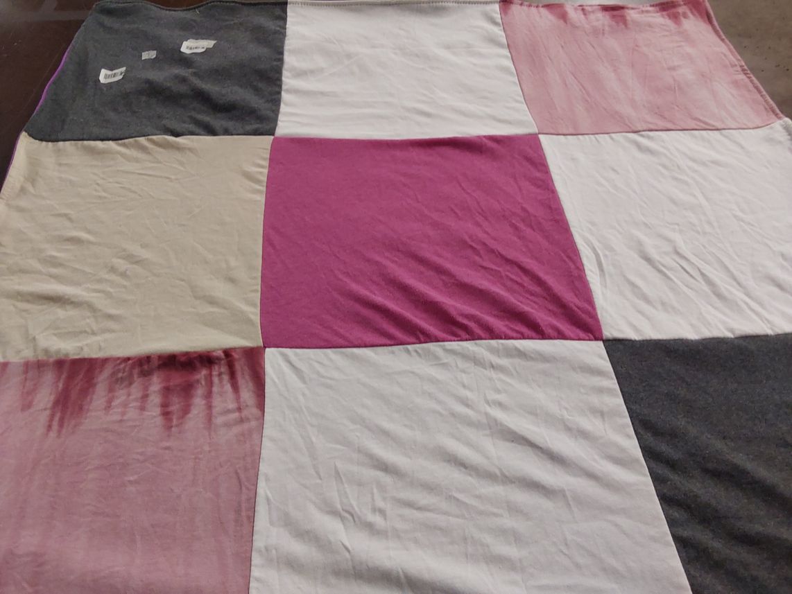 T-shirt quilt by Jerralyn from OH