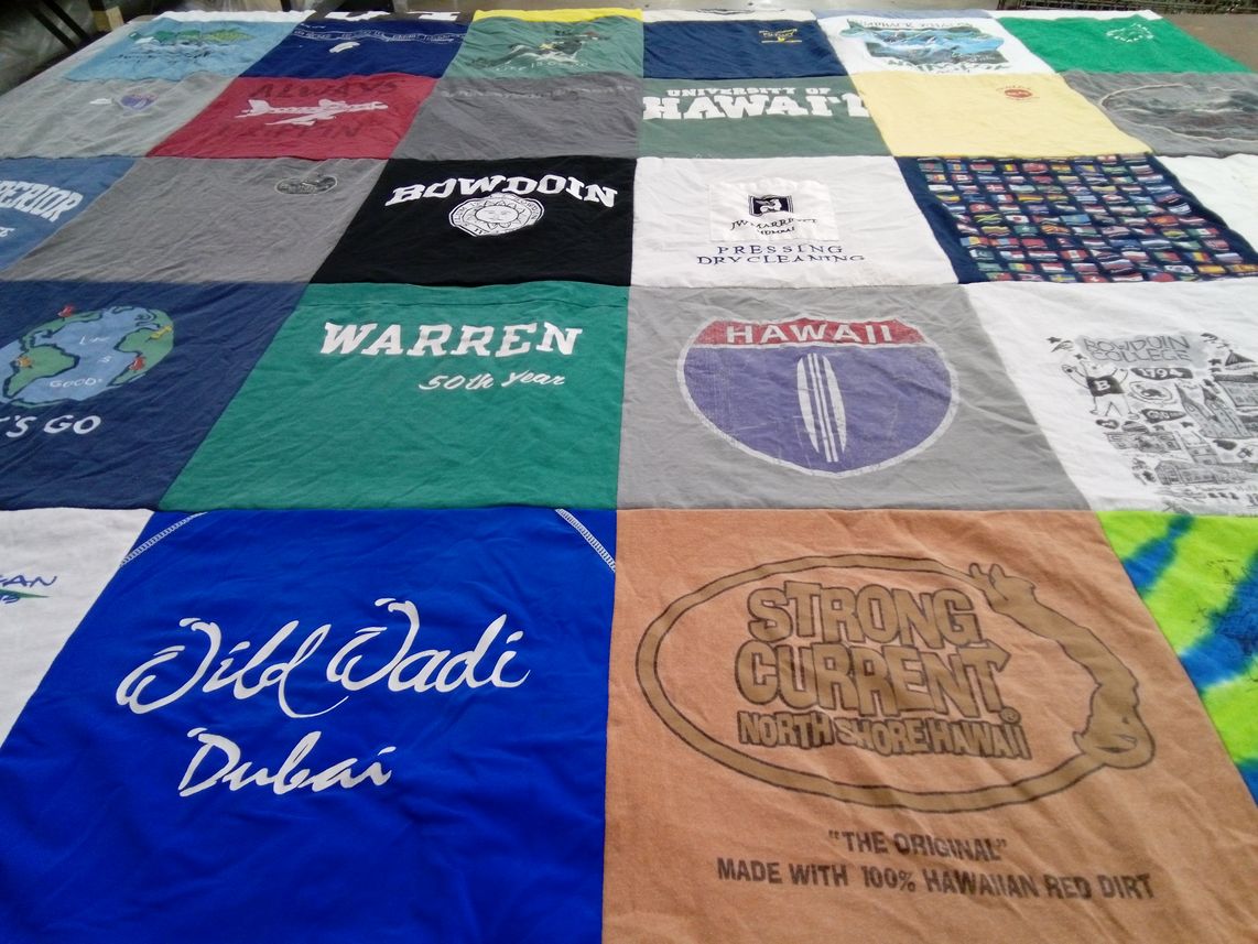 T-shirt quilt from bowdoin college, university of hawaii by Eric from MN
