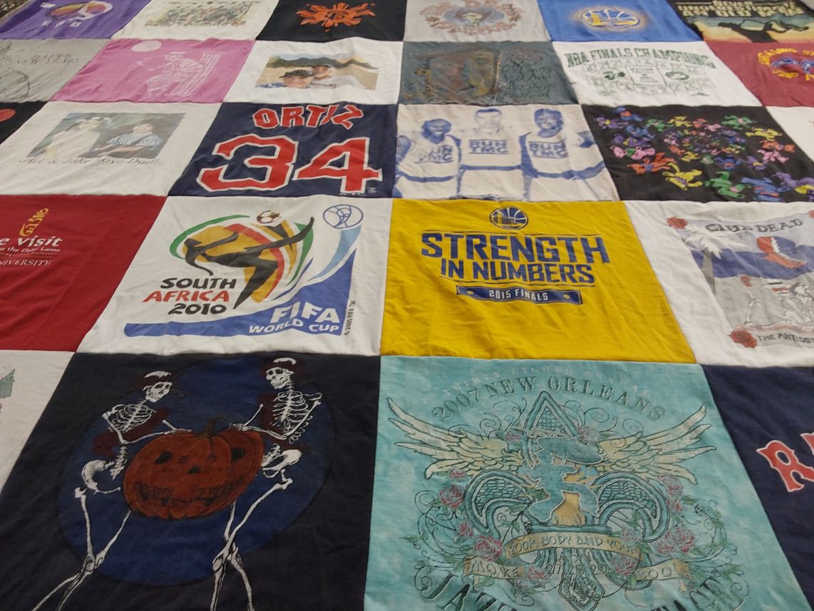 T-shirt quilt featuring golden state warriors by Elaine from CA