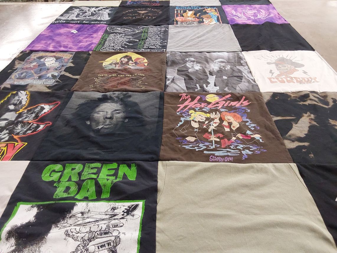 T-shirt quilt with music, animation themes by Hallie from ID