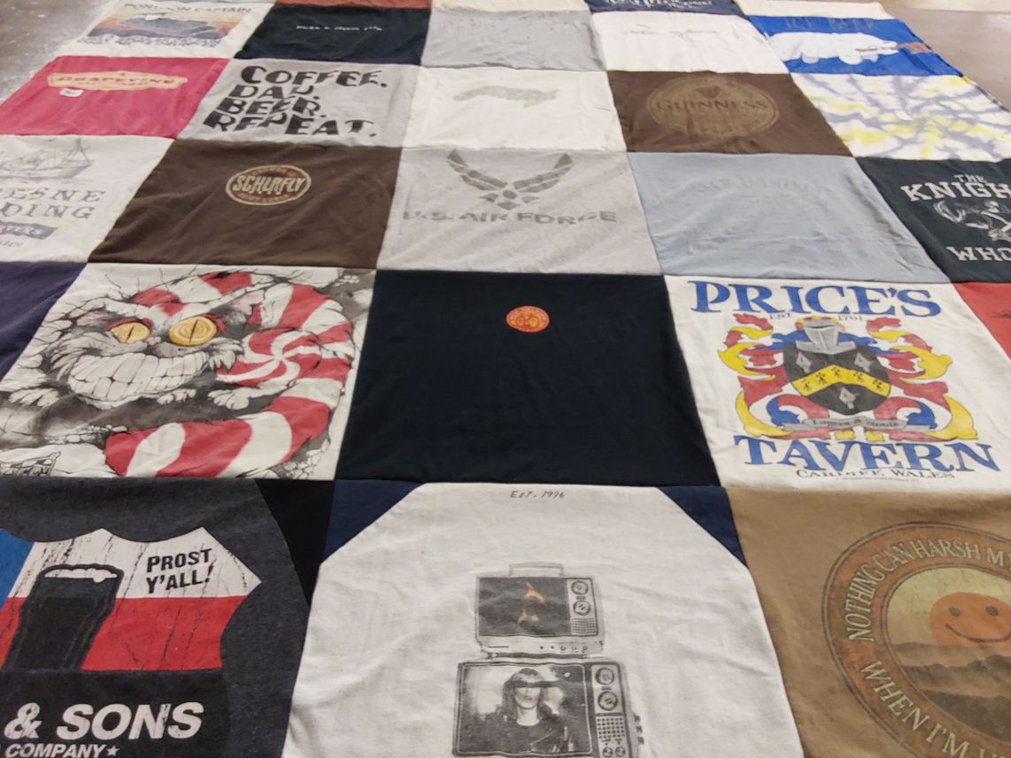 T-shirt quilt with brewing, socializing themes by Donna from TX