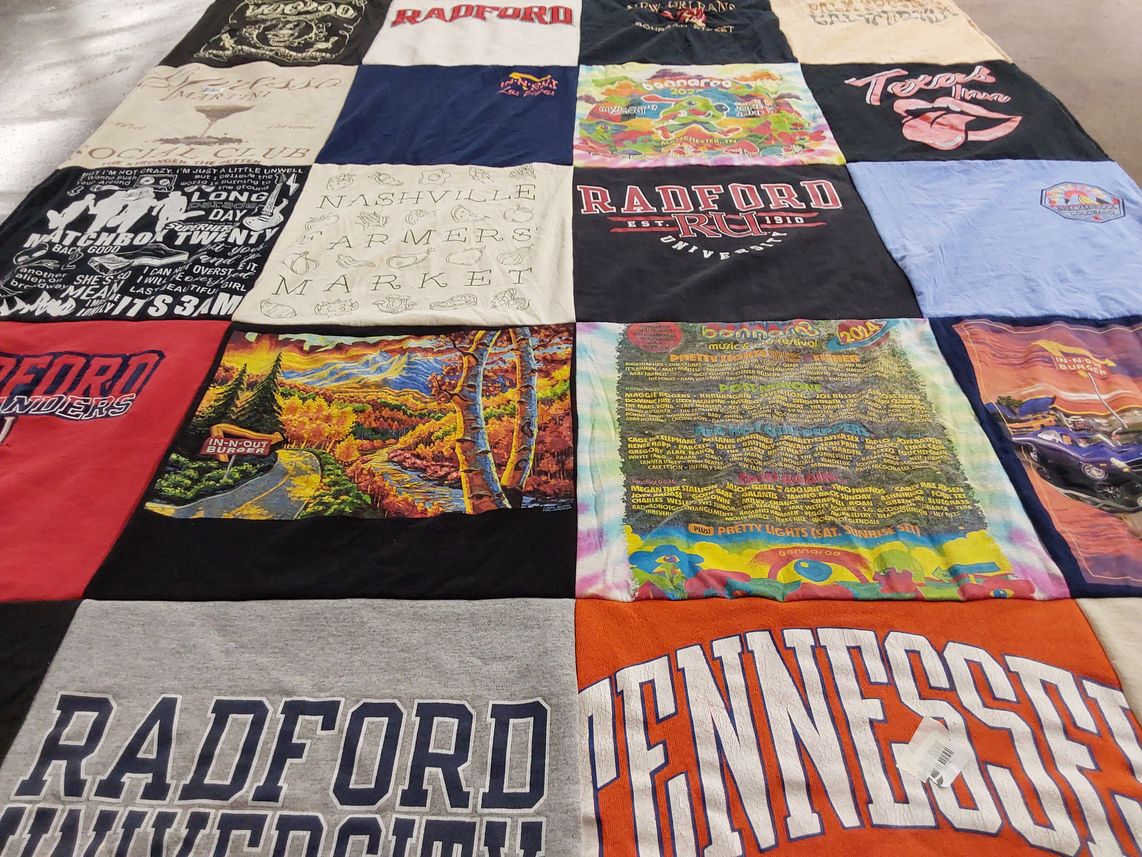T-shirt quilt from radford university by Arry from TN