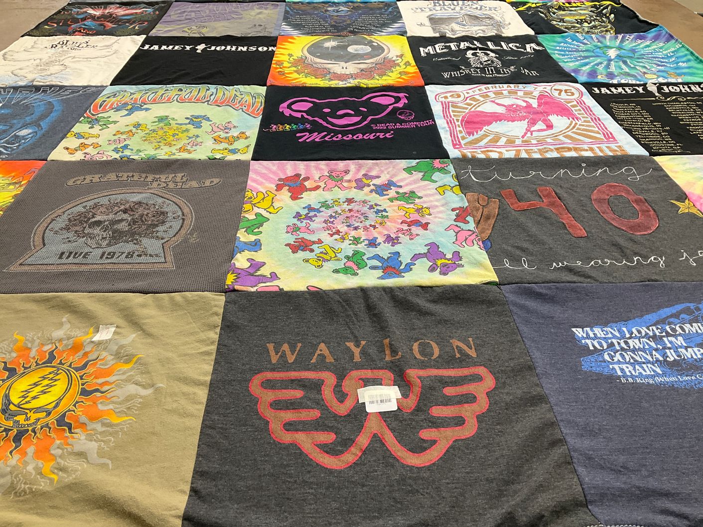 T-shirt quilt with music, concerts themes by Ruth from IL