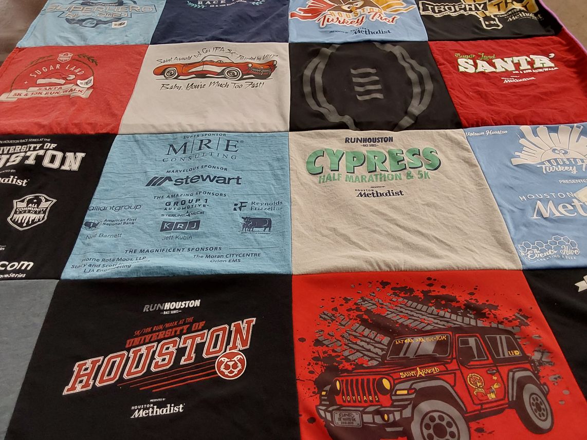 T-shirt quilt from university of houston by Vanessa from TX