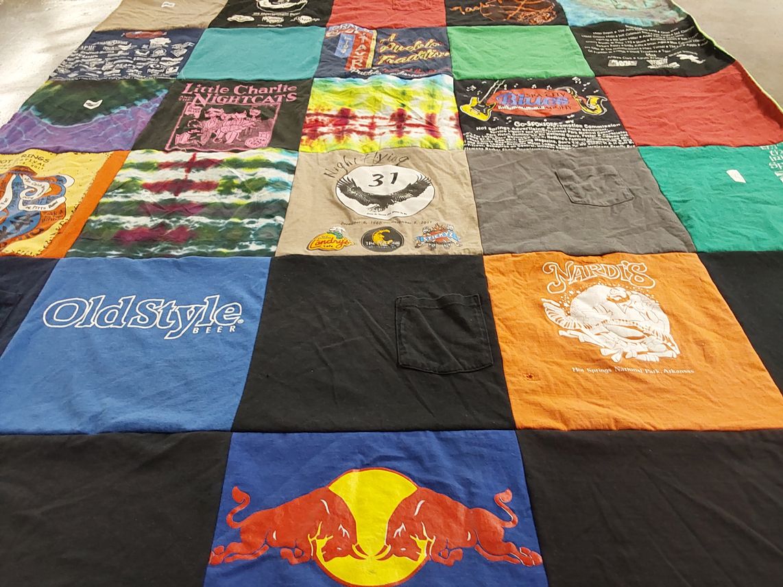 T-shirt quilt by Giovanna from AR