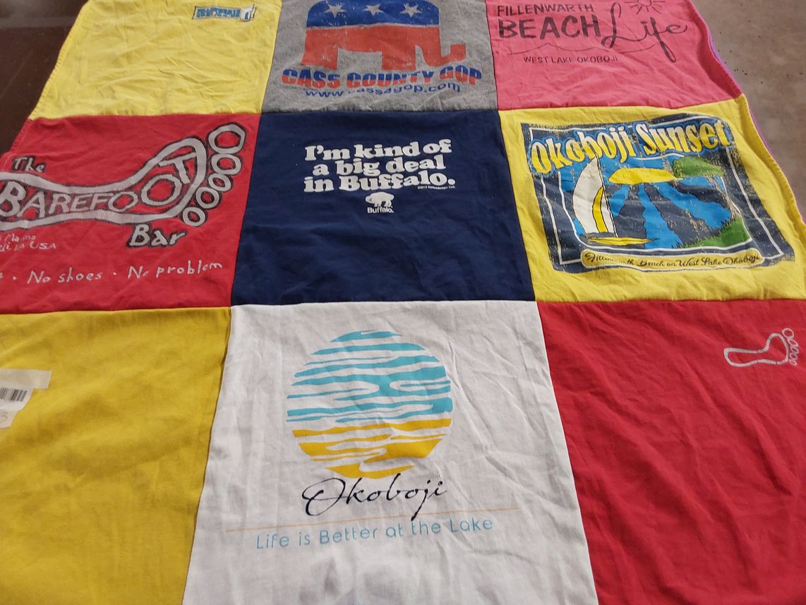 T-shirt quilt with beaches, bars themes by Susan from NE