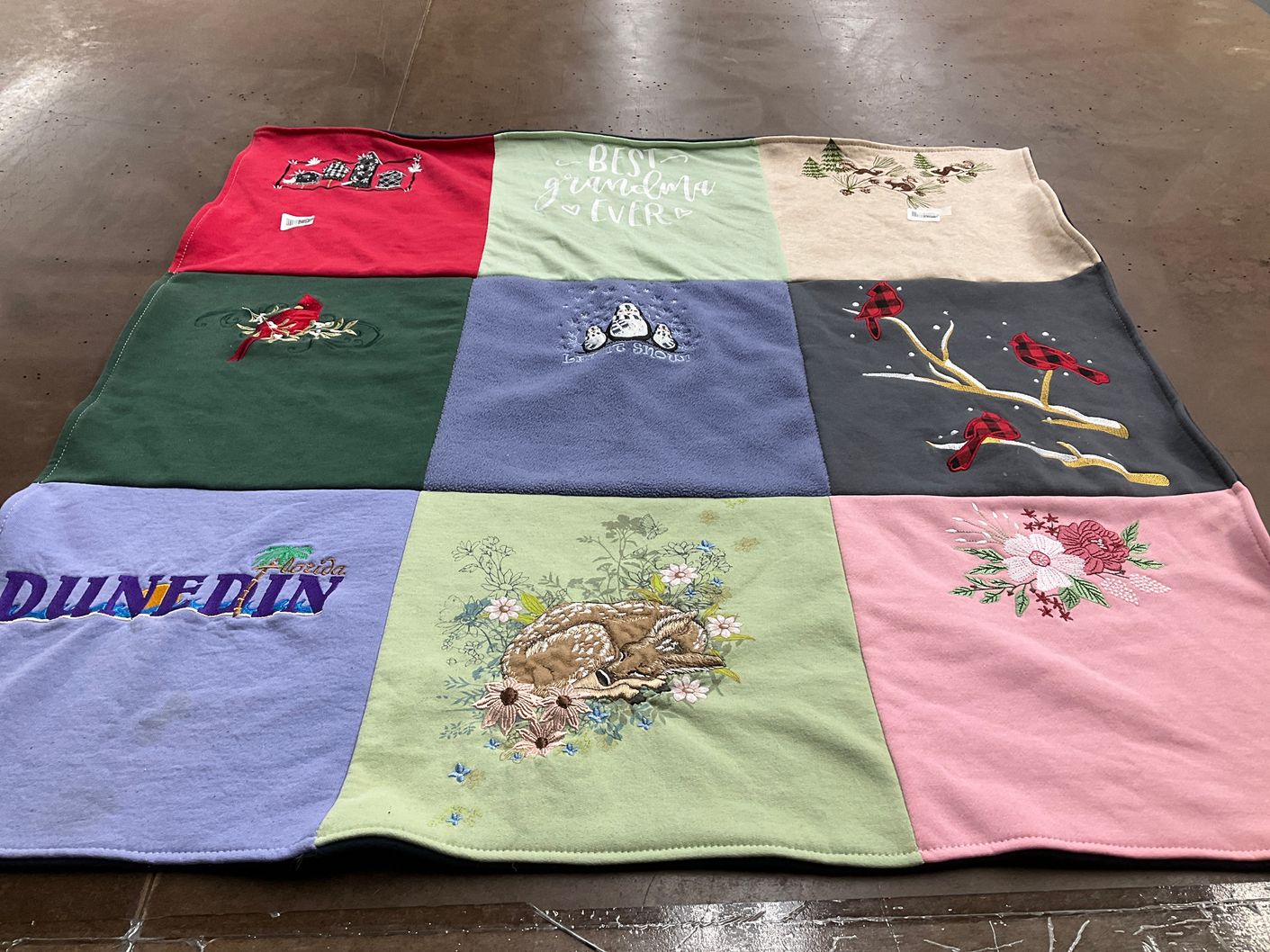 T-shirt quilt with nature, animals themes by Hailey from IL