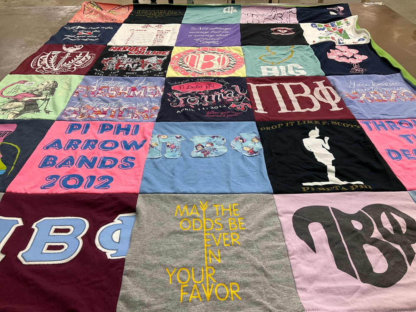 T-shirt quilt from heroes college by Andreinna from NY