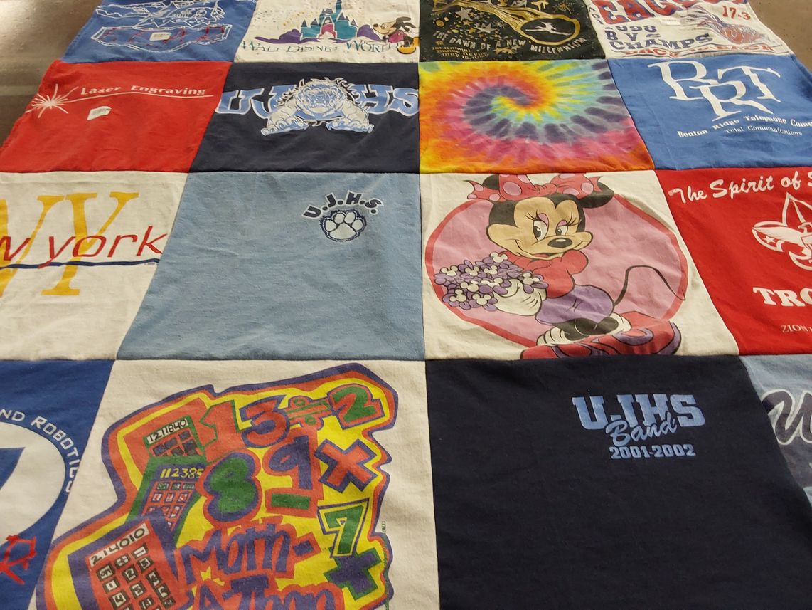 T-shirt quilt from u.j.h.s. by Samantha from GA