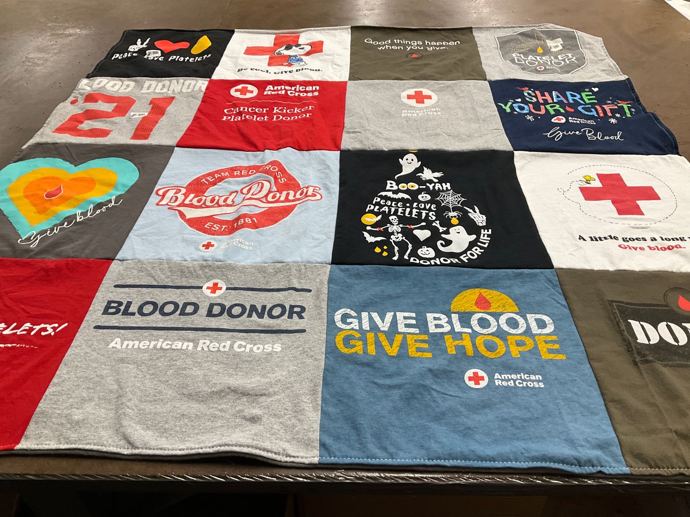 T-shirt quilt with blood donation, health themes by Michelangelo from VA