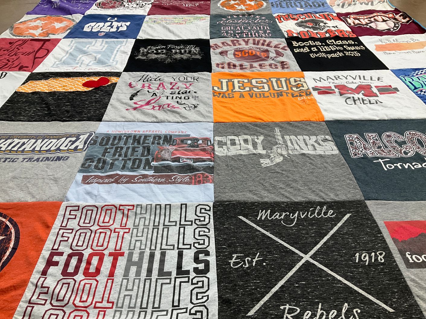 T-shirt quilt from maryville college, university of tennessee chattanooga by Leisa from TN