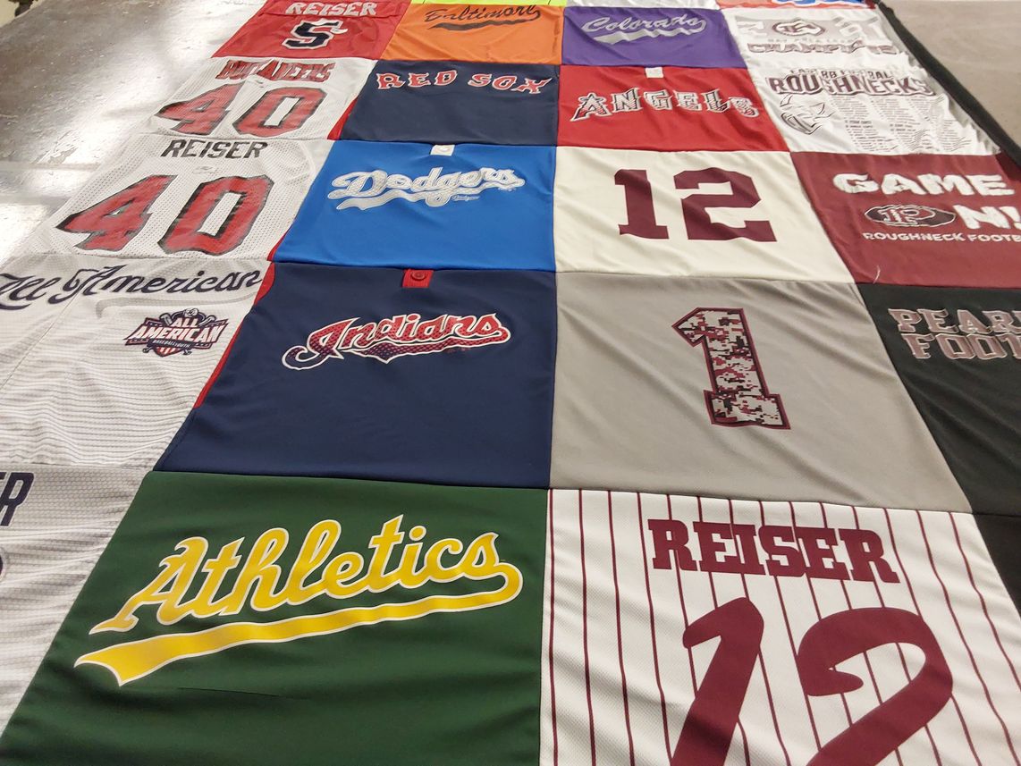 T-shirt quilt featuring baltimore orioles, chicago cubs by Katie from TX
