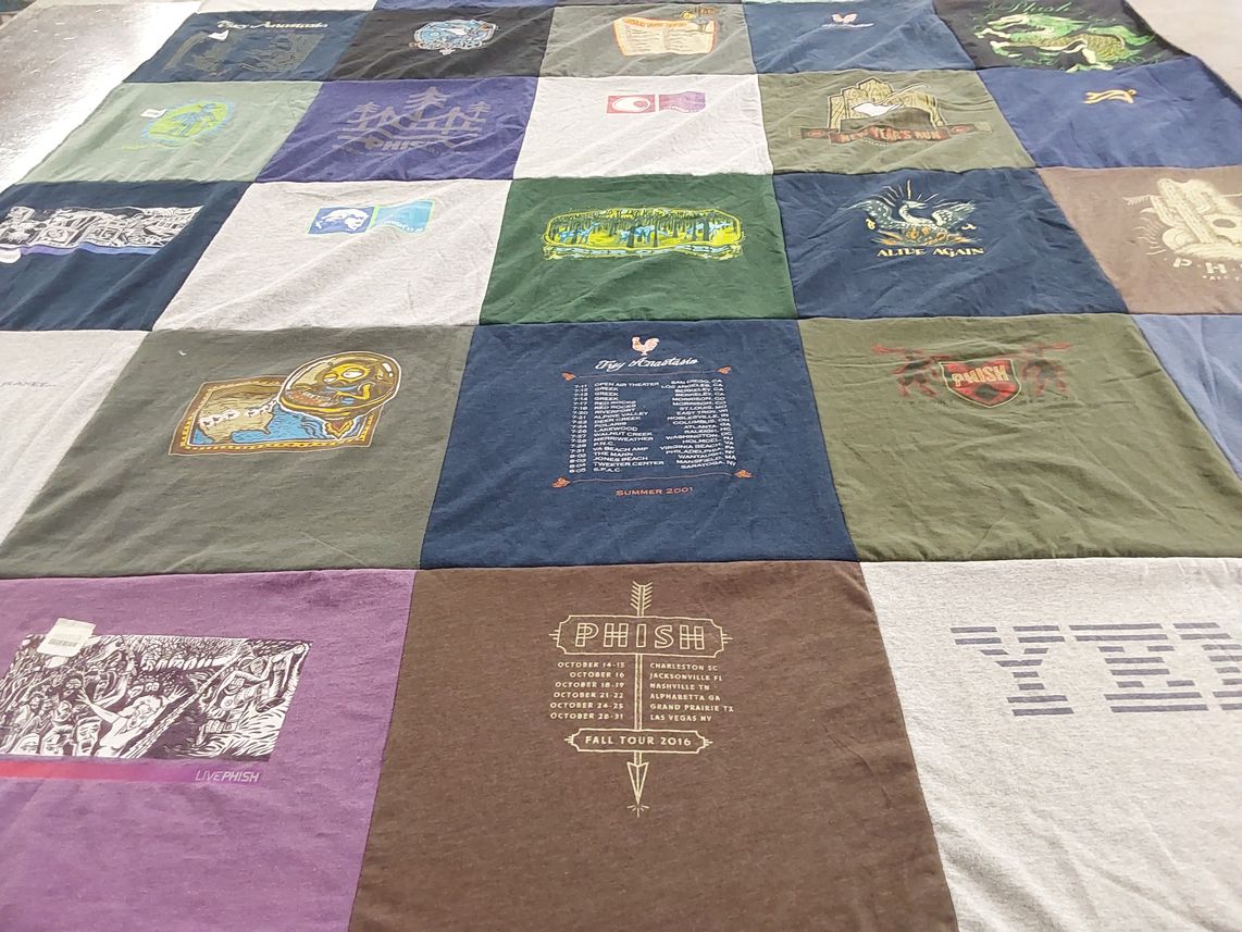 T-shirt quilt with music, concerts themes by Kearnan from VA