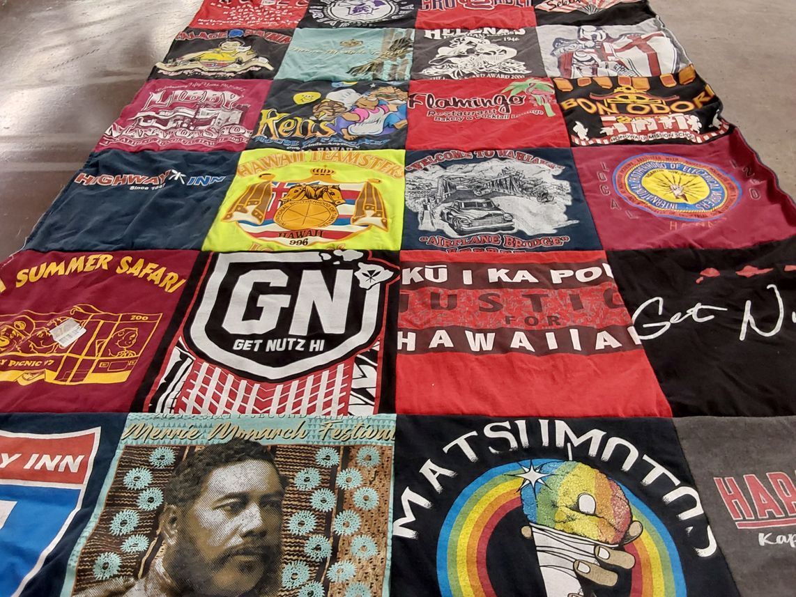 T-shirt quilt with hawaiian culture, food themes by Gary from HI