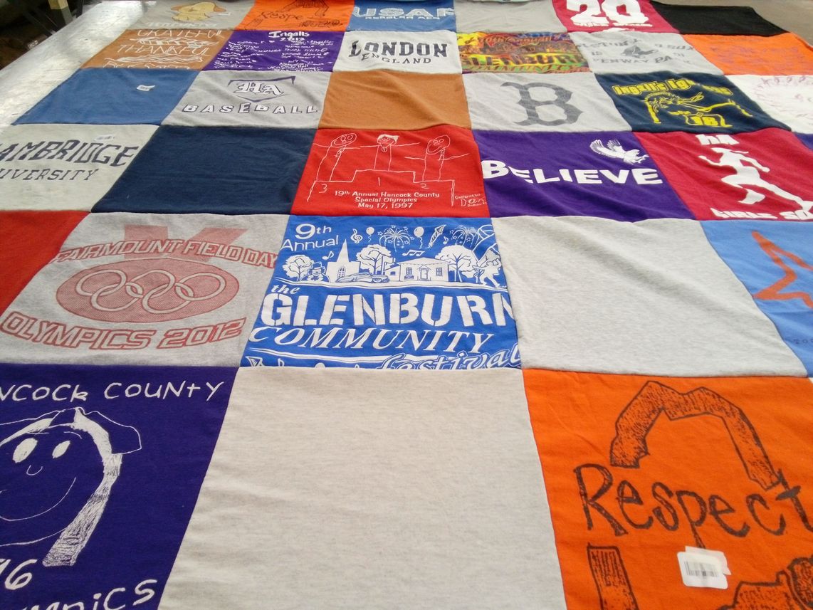 T-shirt quilt from cambridge university by melissa from ME
