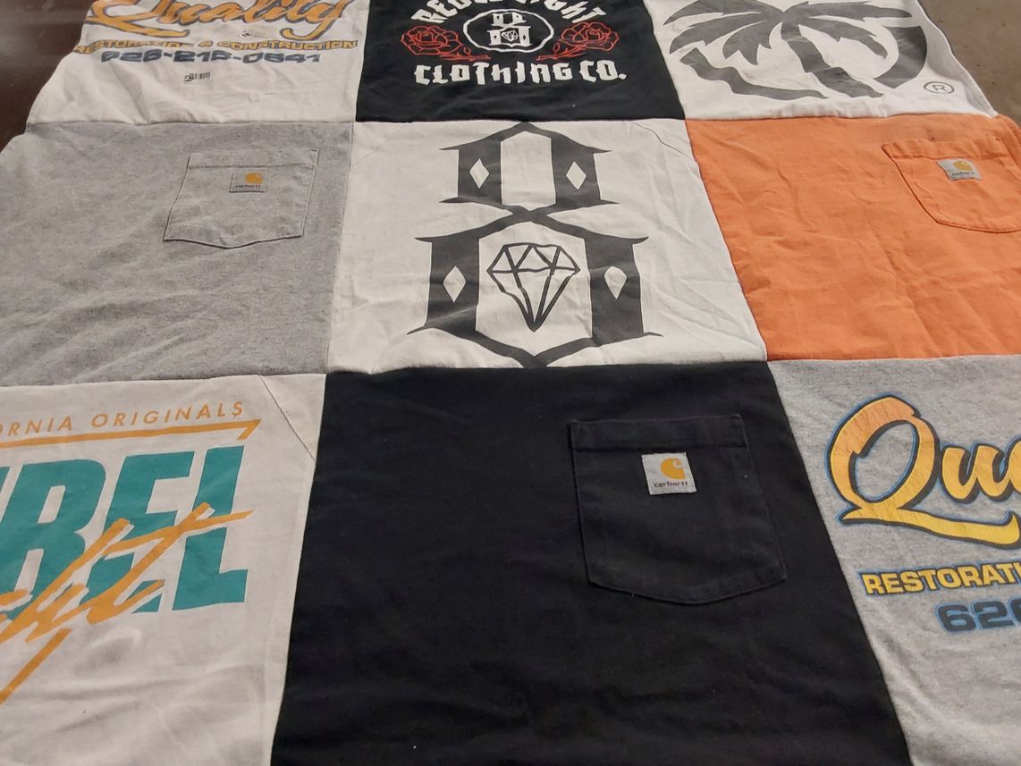 T-shirt quilt by annette from CA