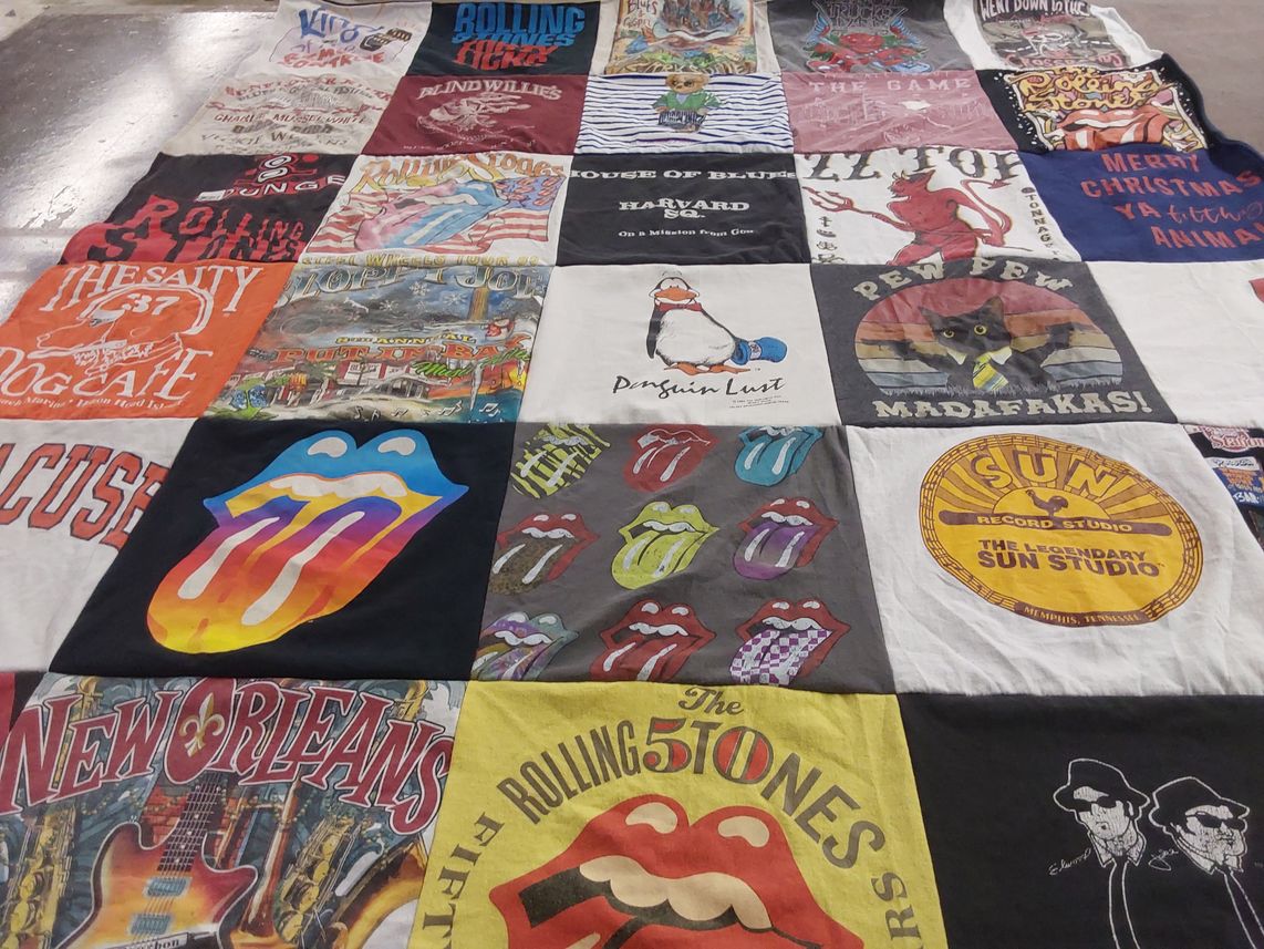 T-shirt quilt from harvard university by Wanda from TN