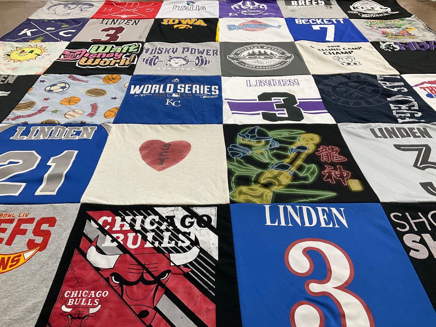 T-shirt quilt featuring chicago bulls by Diane from KS