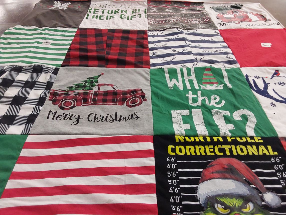 T-shirt quilt with holidays, christmas themes by Ann from VA