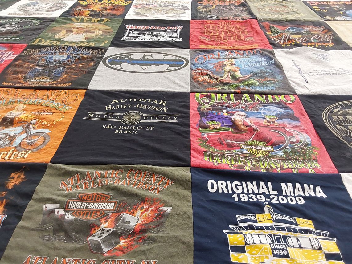 T-shirt quilt with motorcycles, biking themes by Thomas from NJ