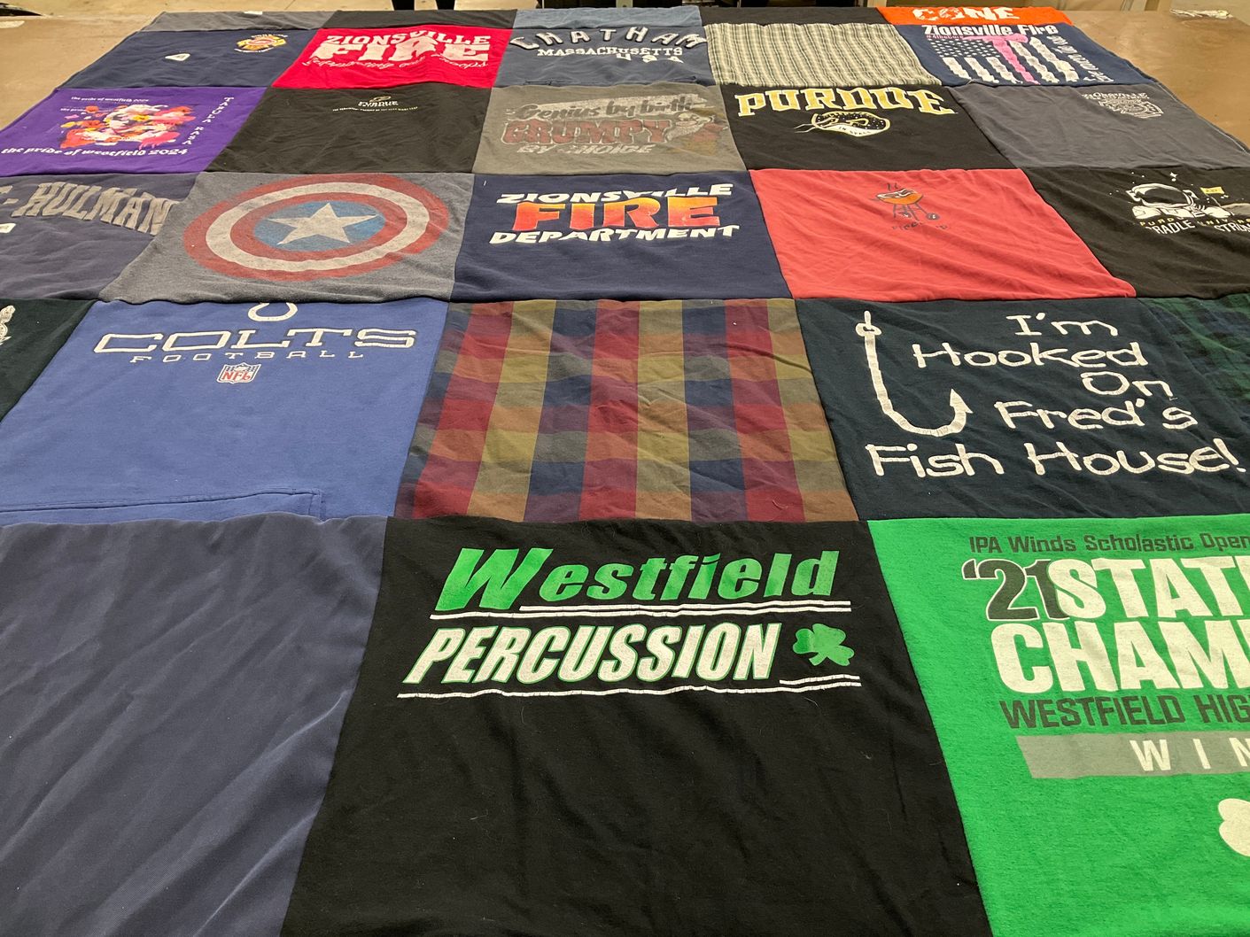 T-shirt quilt featuring indianapolis colts by Joy from IN