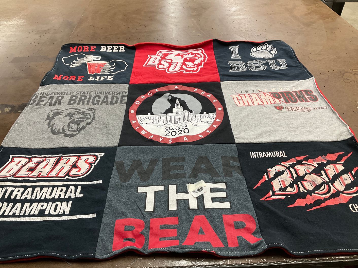 T-shirt quilt featuring bears by Olivia from MA