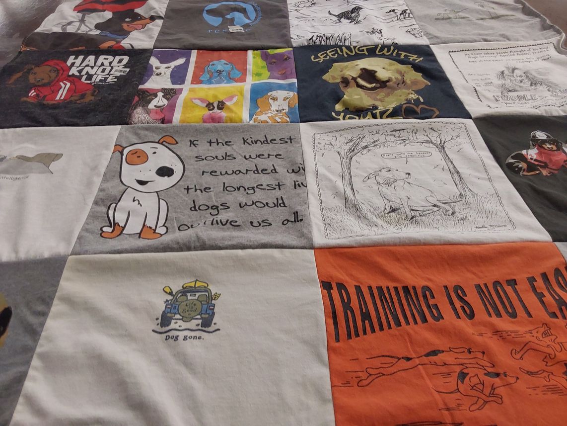 T-shirt quilt with dogs, pets themes by Laura from NC