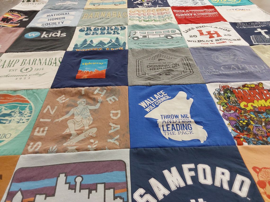 T-shirt quilt from samford university by Madelaine from TX