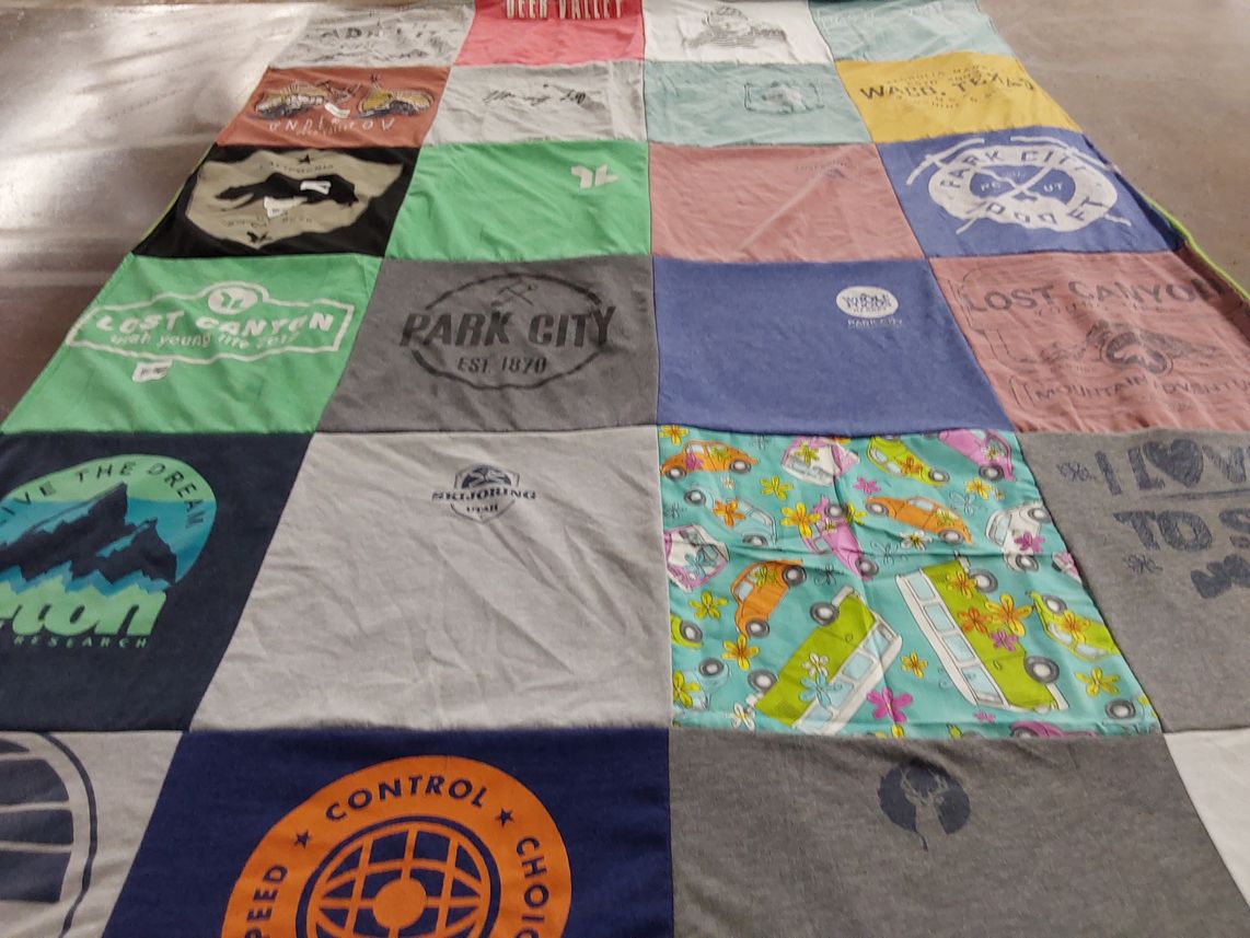 T-shirt quilt with outdoor, travel themes by Sydney from ID