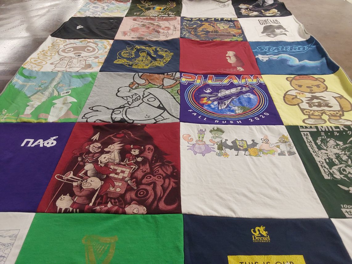 T-shirt quilt from drexel university by Dawn from PA