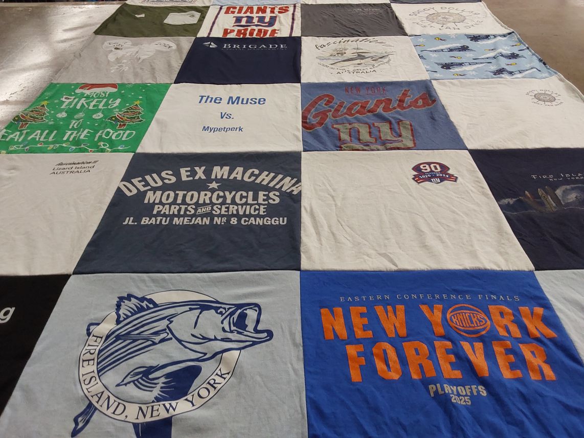 T-shirt quilt featuring new york giants, new york knicks by Kathleen from FL