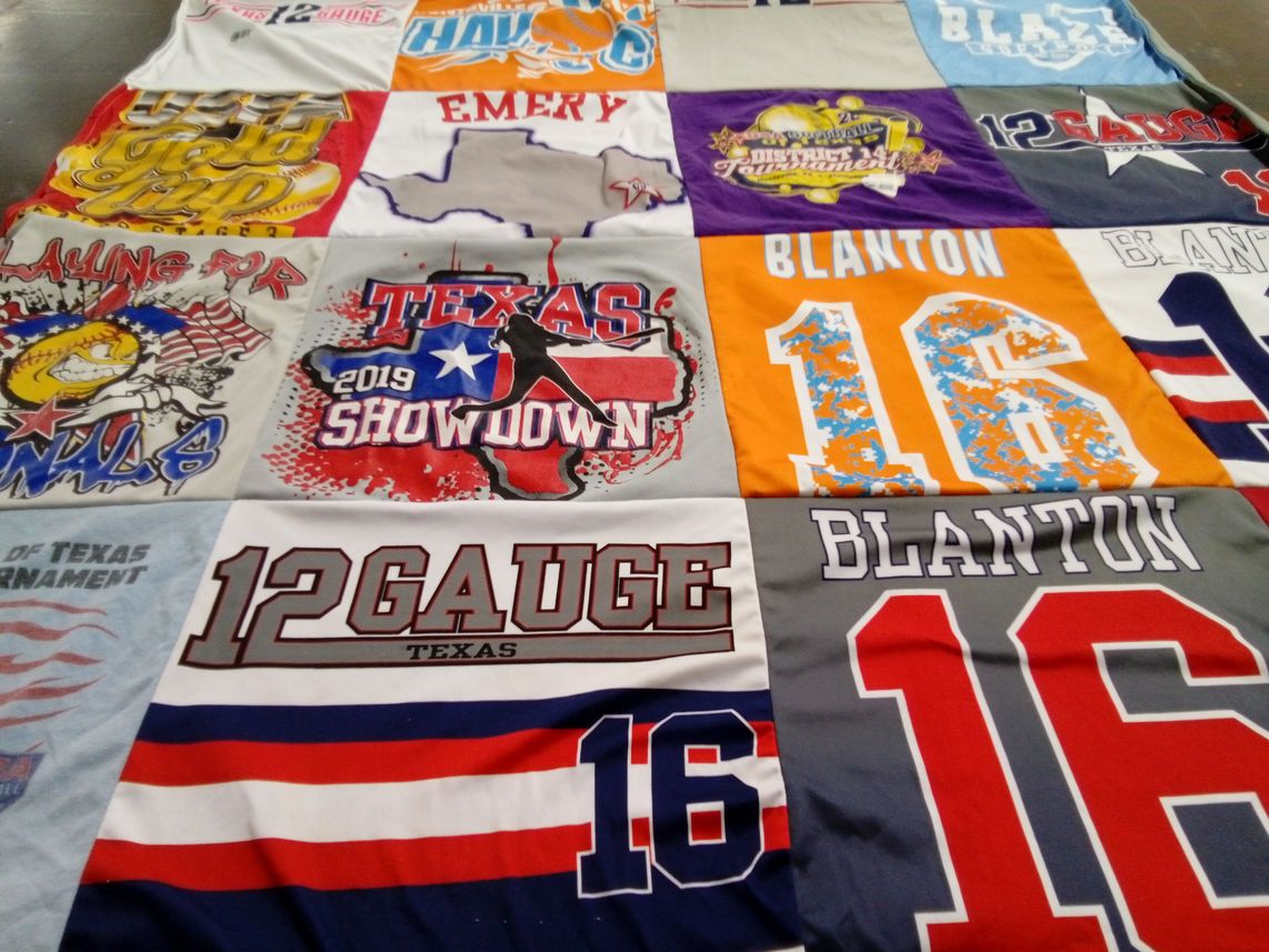 T-shirt quilt with sports, tournaments themes by Yvonne from TX