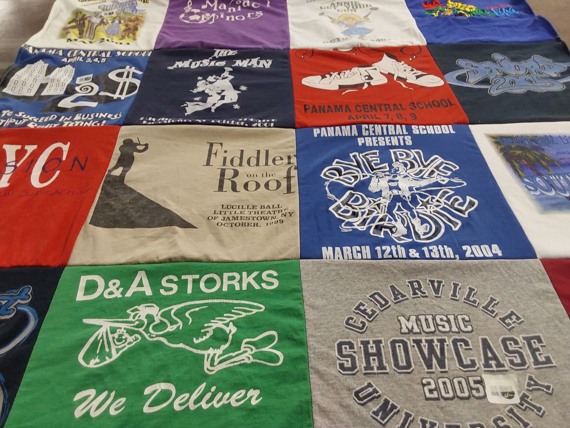 T-shirt quilt from panama central school, cedarville university by Elyse from WI