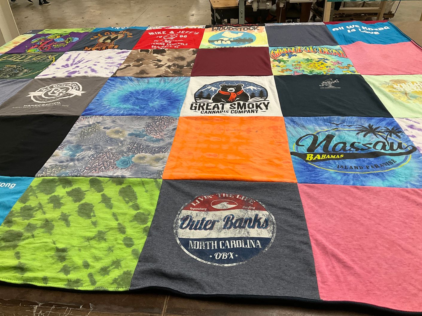 T-shirt quilt with travel, beach themes by Julie from SC