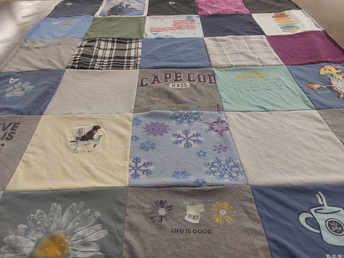 T-shirt quilt with dogs, nature themes by Katelyn from NH